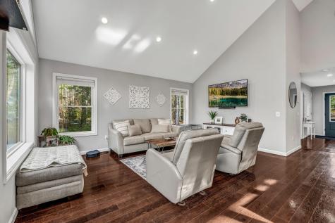 87 Ring Bolt Lane Surry ME 04684