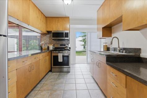 78 Houghton Street Auburn ME 04210