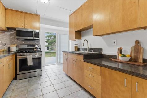 78 Houghton Street Auburn ME 04210