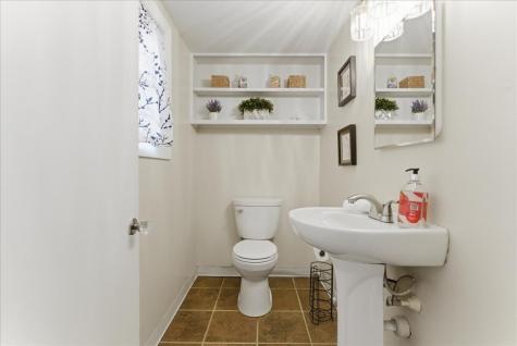 78 Houghton Street Auburn ME 04210