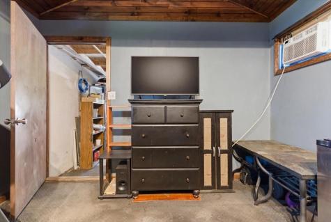78 Houghton Street Auburn ME 04210