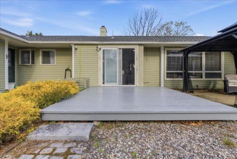 78 Houghton Street Auburn ME 04210