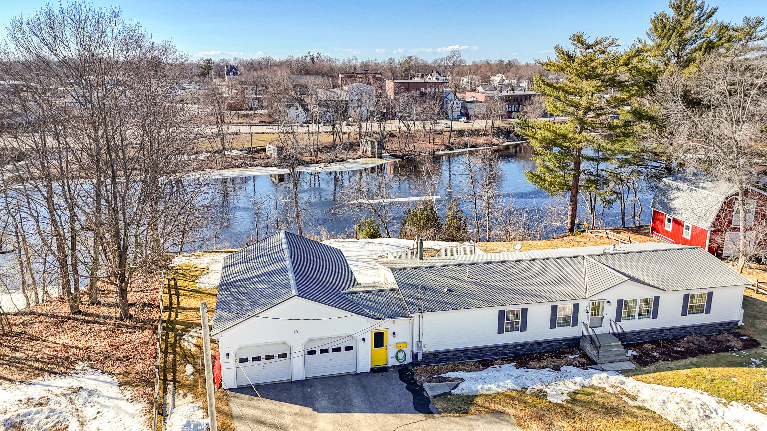 19 Bunker Avenue Fairfield ME 04937