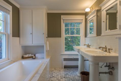 15 Brown Street Falmouth ME 04105