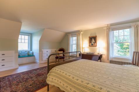 15 Brown Street Falmouth ME 04105