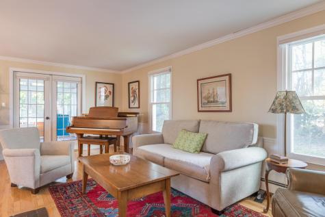 15 Brown Street Falmouth ME 04105