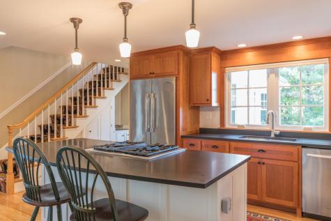 15 Brown Street Falmouth ME 04105