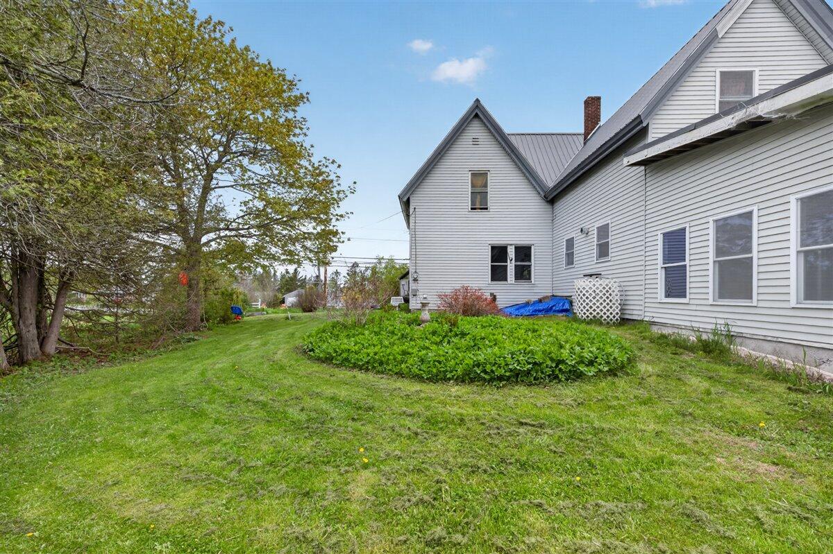2694 Us Highway 1 Sullivan ME 04664