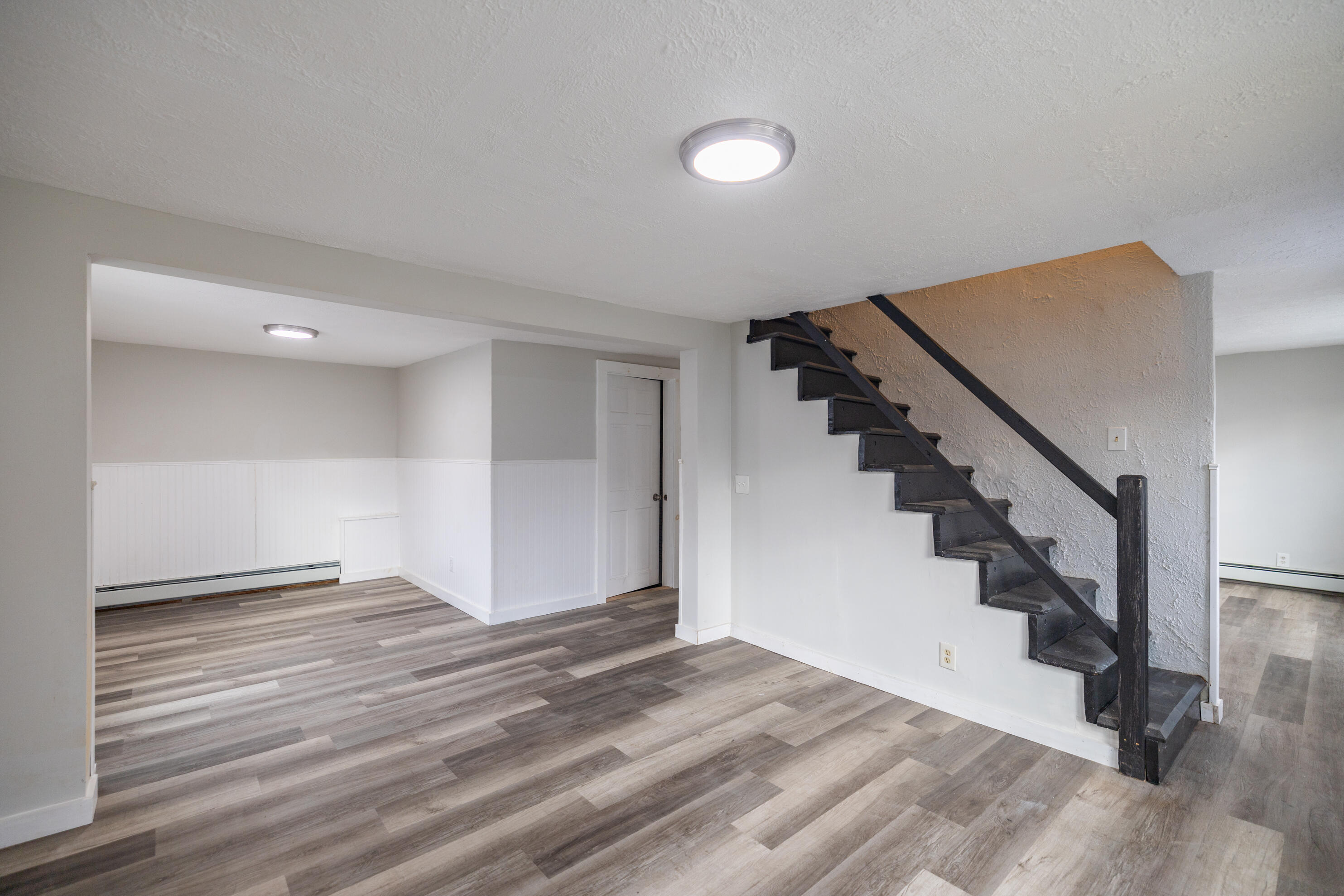 27 Flanders Street Auburn ME 04210