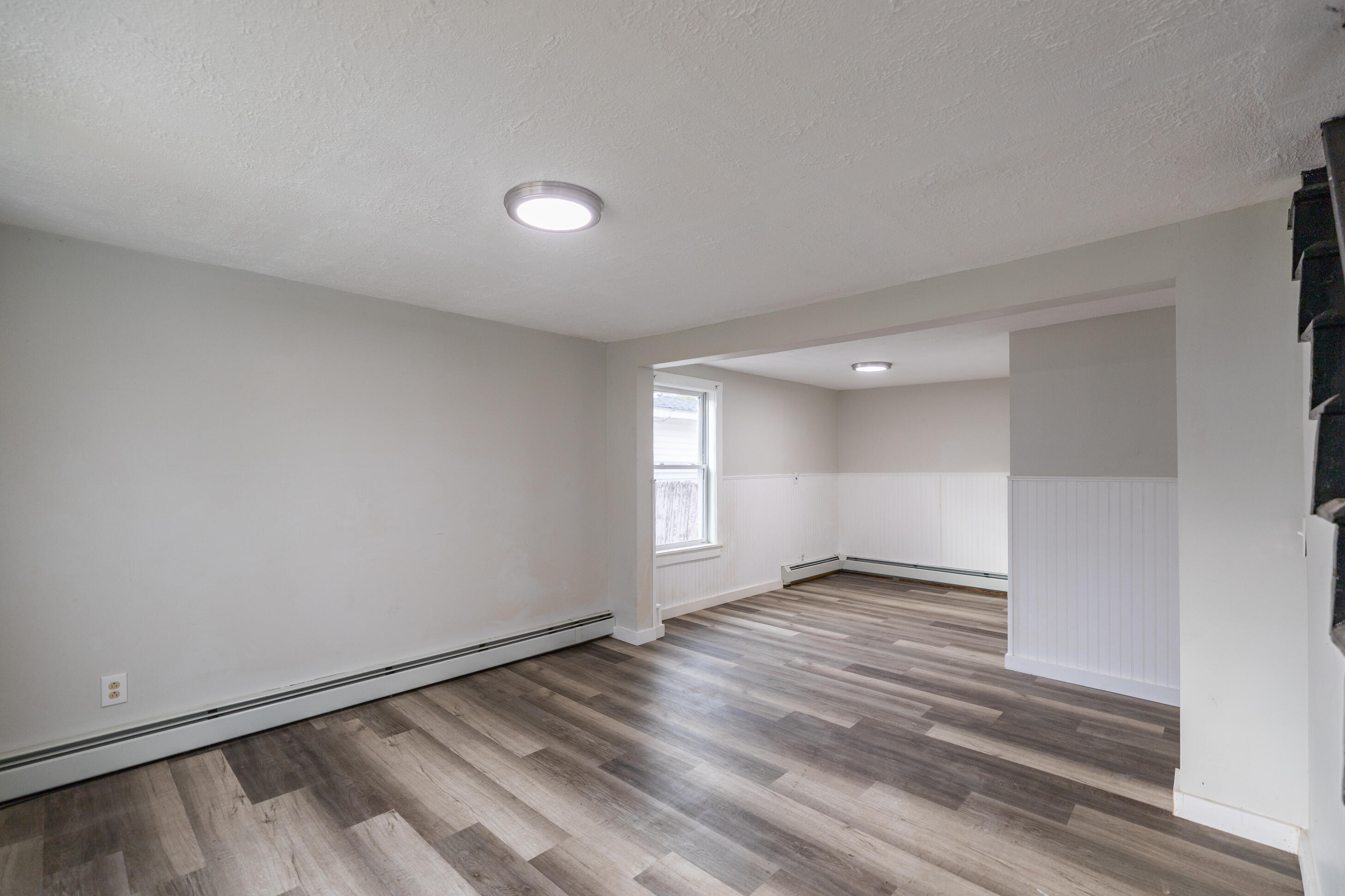 27 Flanders Street Auburn ME 04210