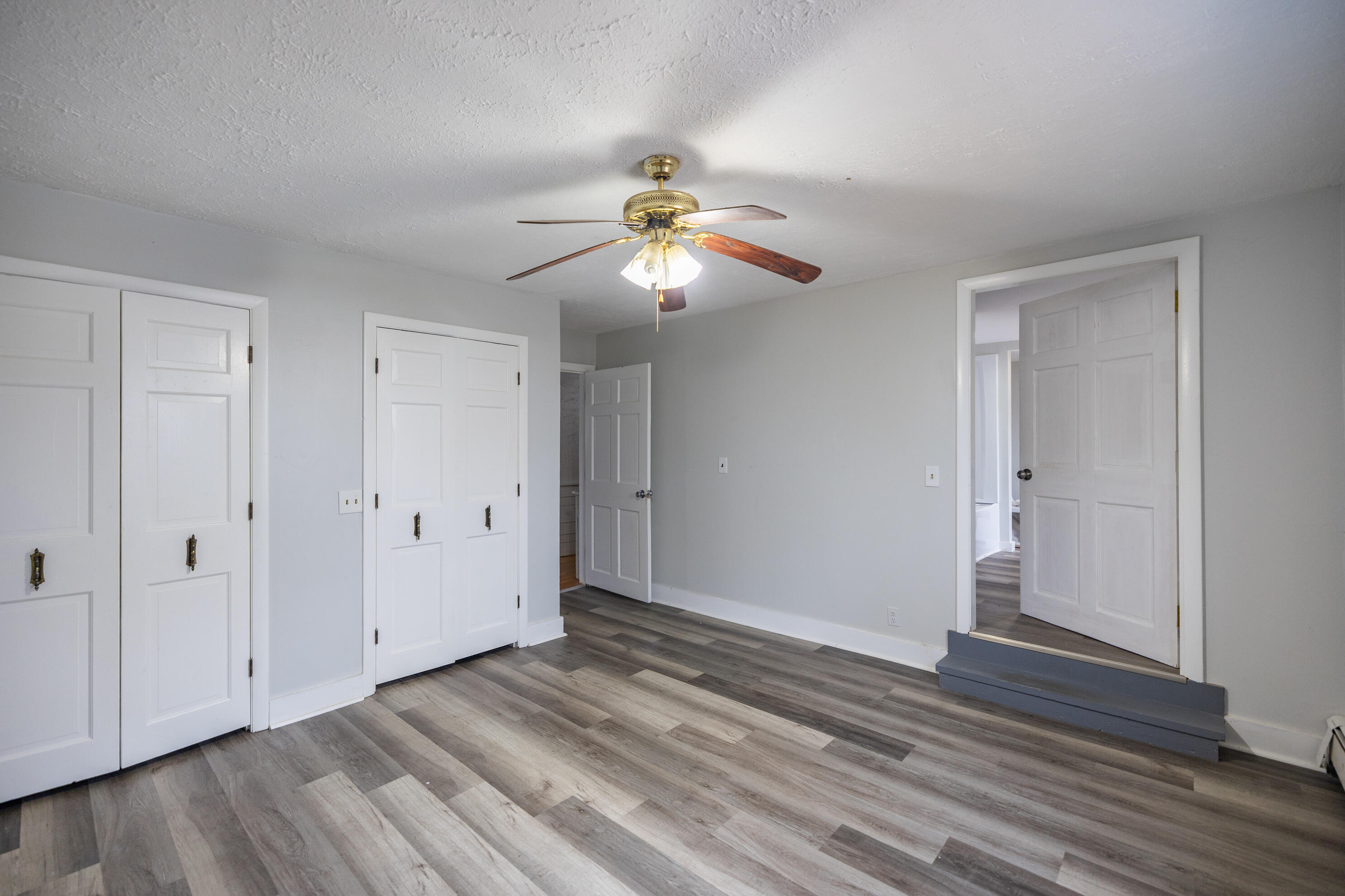 27 Flanders Street Auburn ME 04210