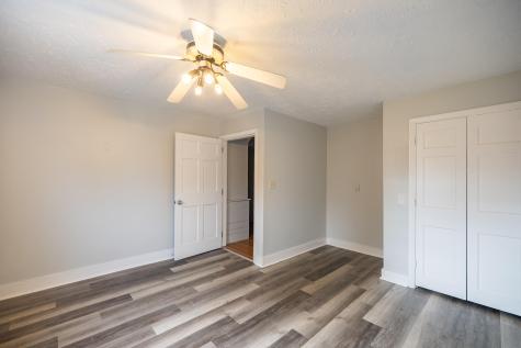 27 Flanders Street Auburn ME 04210