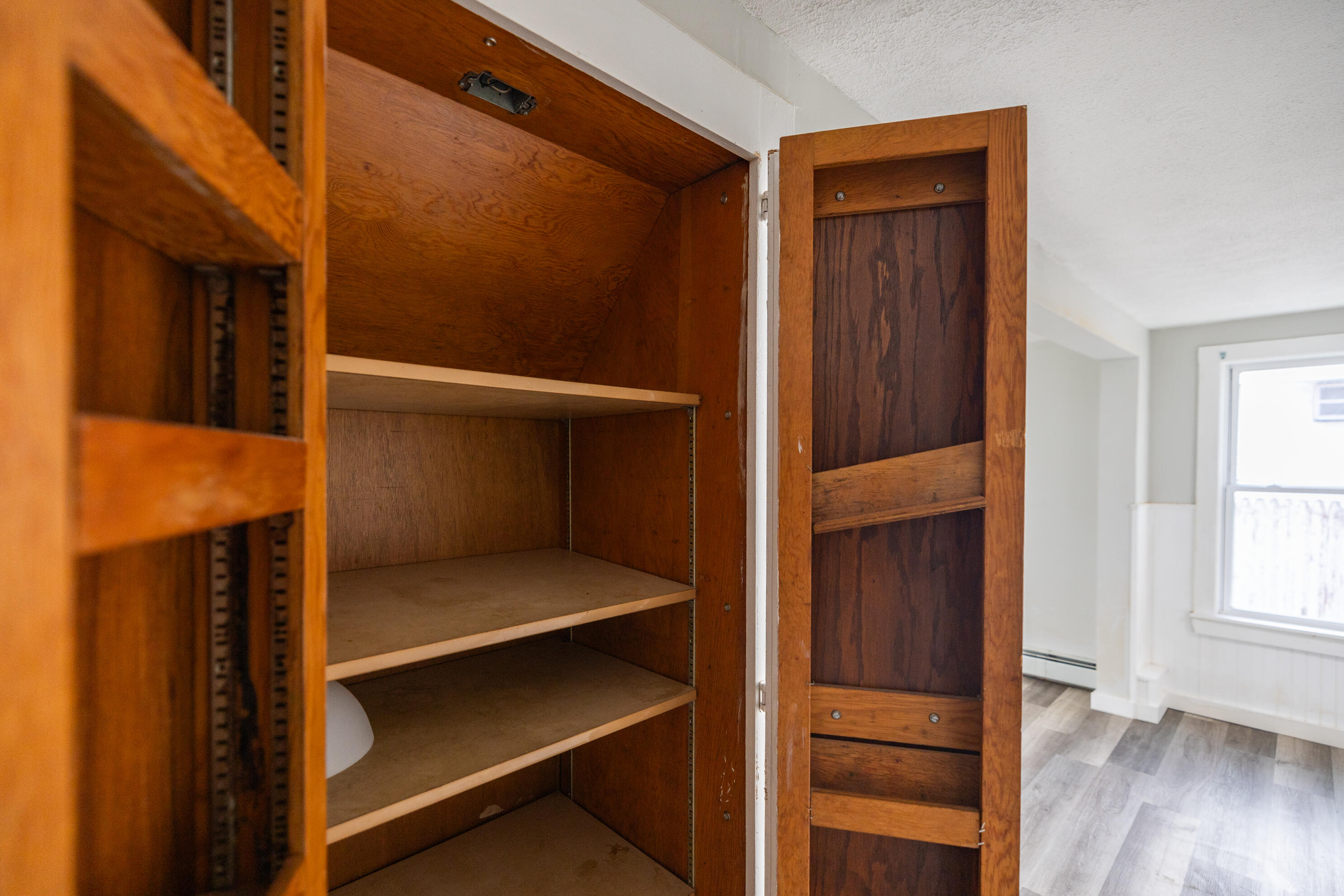 27 Flanders Street Auburn ME 04210