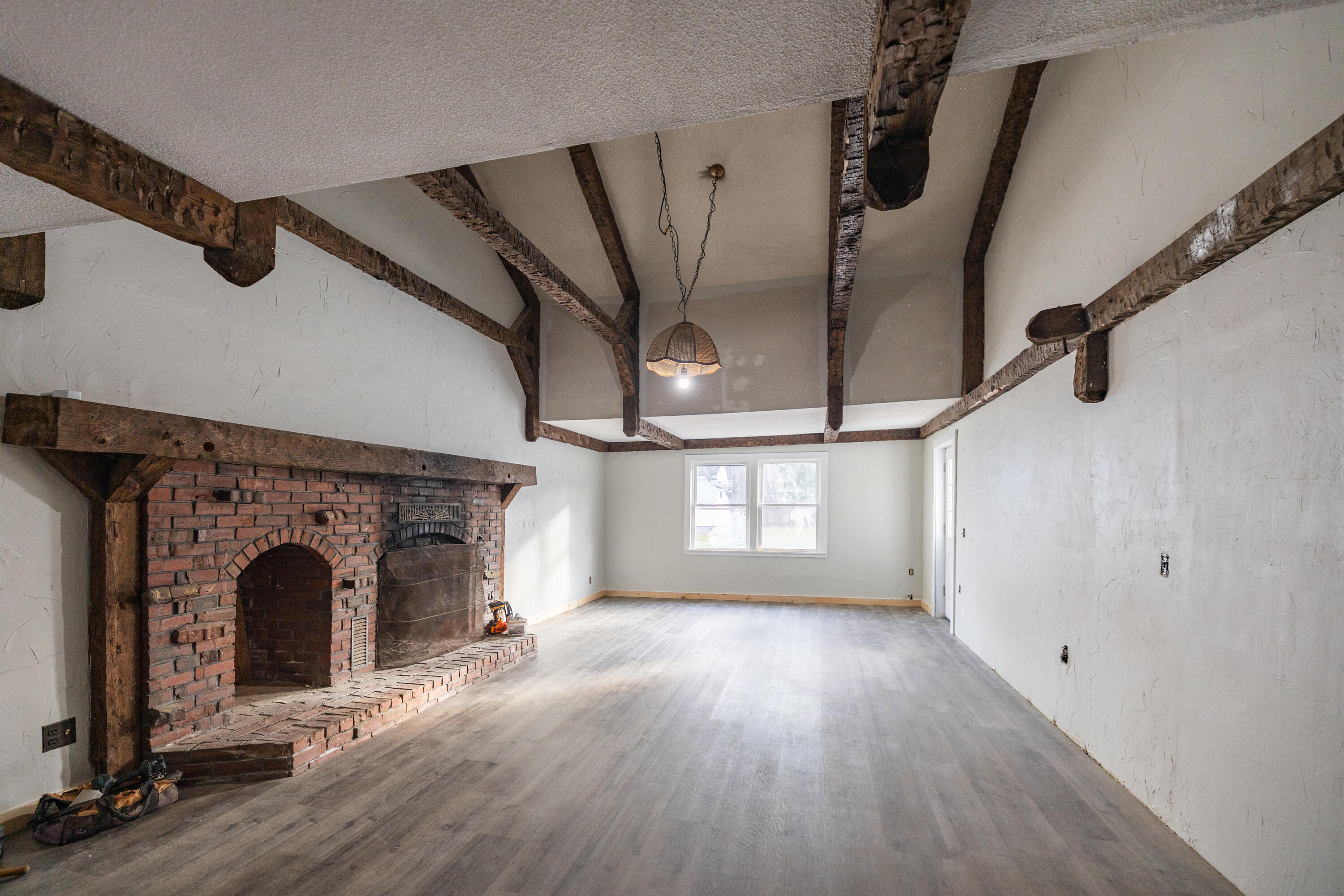 27 Flanders Street Auburn ME 04210