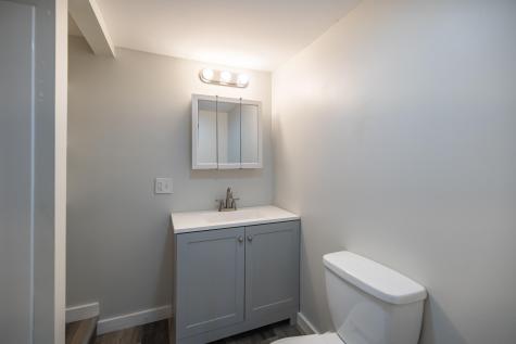 27 Flanders Street Auburn ME 04210