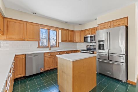 20 Brandywine Circle Auburn ME 04210