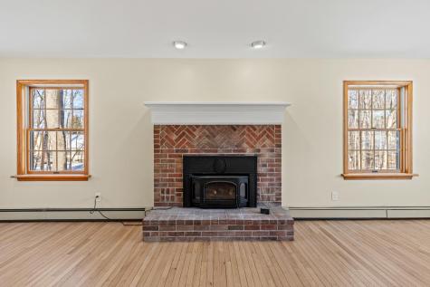 20 Brandywine Circle Auburn ME 04210