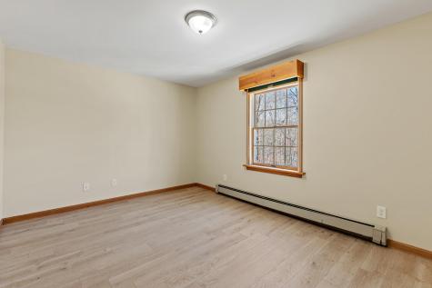 20 Brandywine Circle Auburn ME 04210