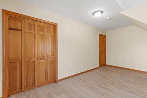 20 Brandywine Circle Auburn ME 04210