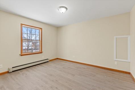 20 Brandywine Circle Auburn ME 04210