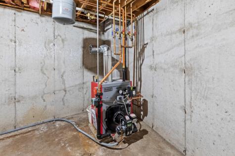 20 Brandywine Circle Auburn ME 04210