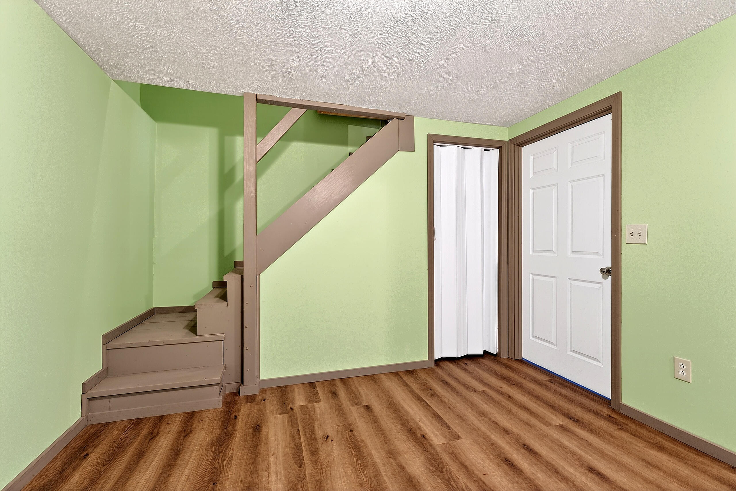 51 Emery Plantation China ME 04962