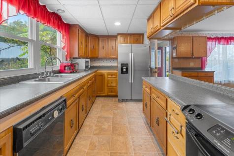 248 Broad Street Auburn ME 04210