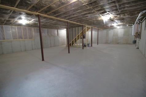 307 Cotton Road Lewiston ME 04240