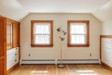 36 Tilton Avenue Kittery ME 03904
