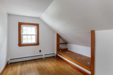 36 Tilton Avenue Kittery ME 03904