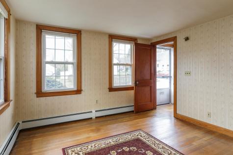 36 Tilton Avenue Kittery ME 03904