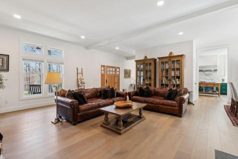 239 Hunter Way Falmouth ME 04105