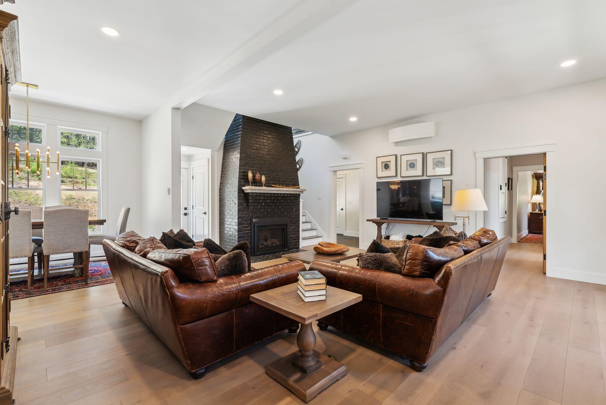 239 Hunter Way Falmouth ME 04105