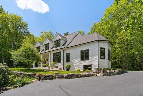 239 Hunter Way Falmouth ME 04105