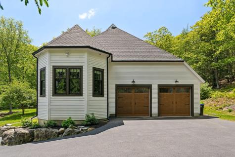 239 Hunter Way Falmouth ME 04105