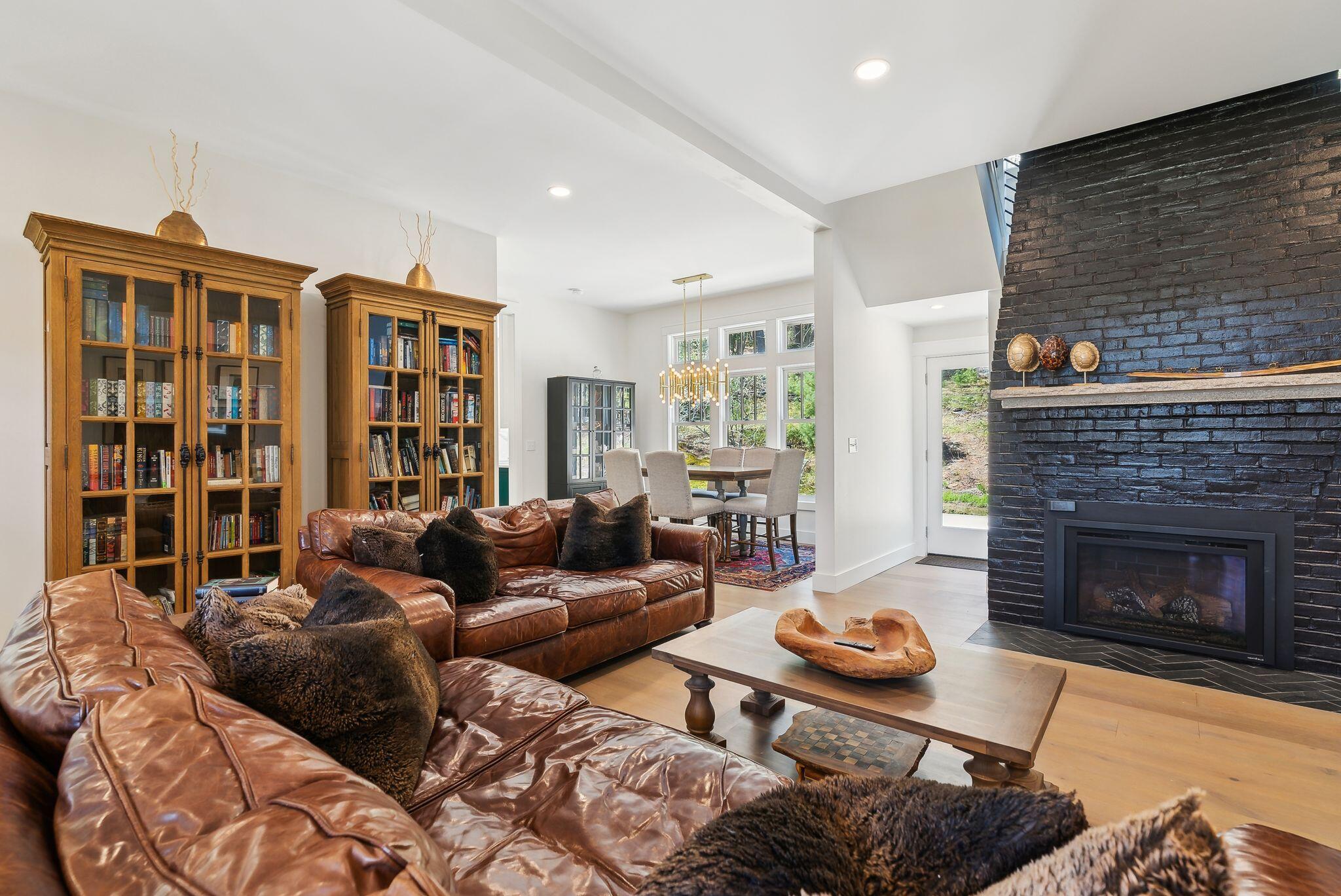 239 Hunter Way Falmouth ME 04105