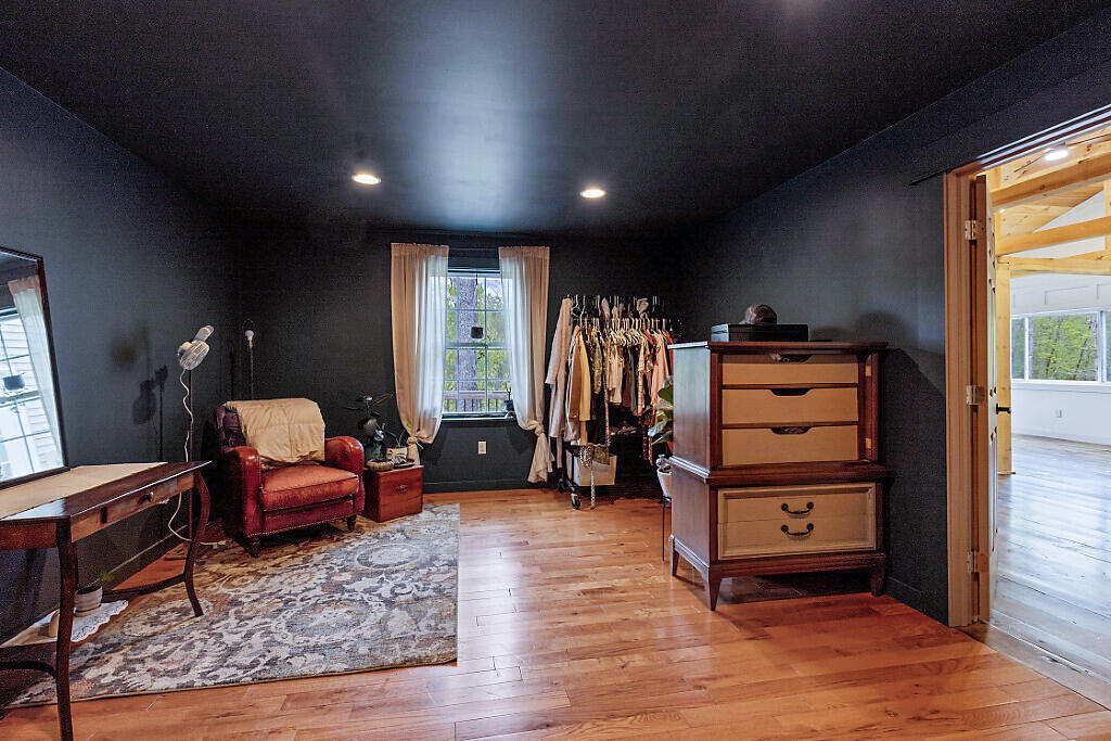 39 Lobo Lane West Gardiner ME 04345