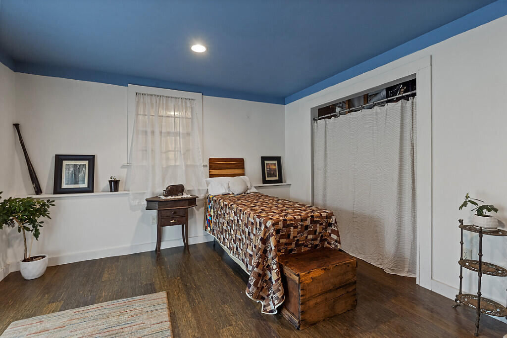 39 Lobo Lane West Gardiner ME 04345