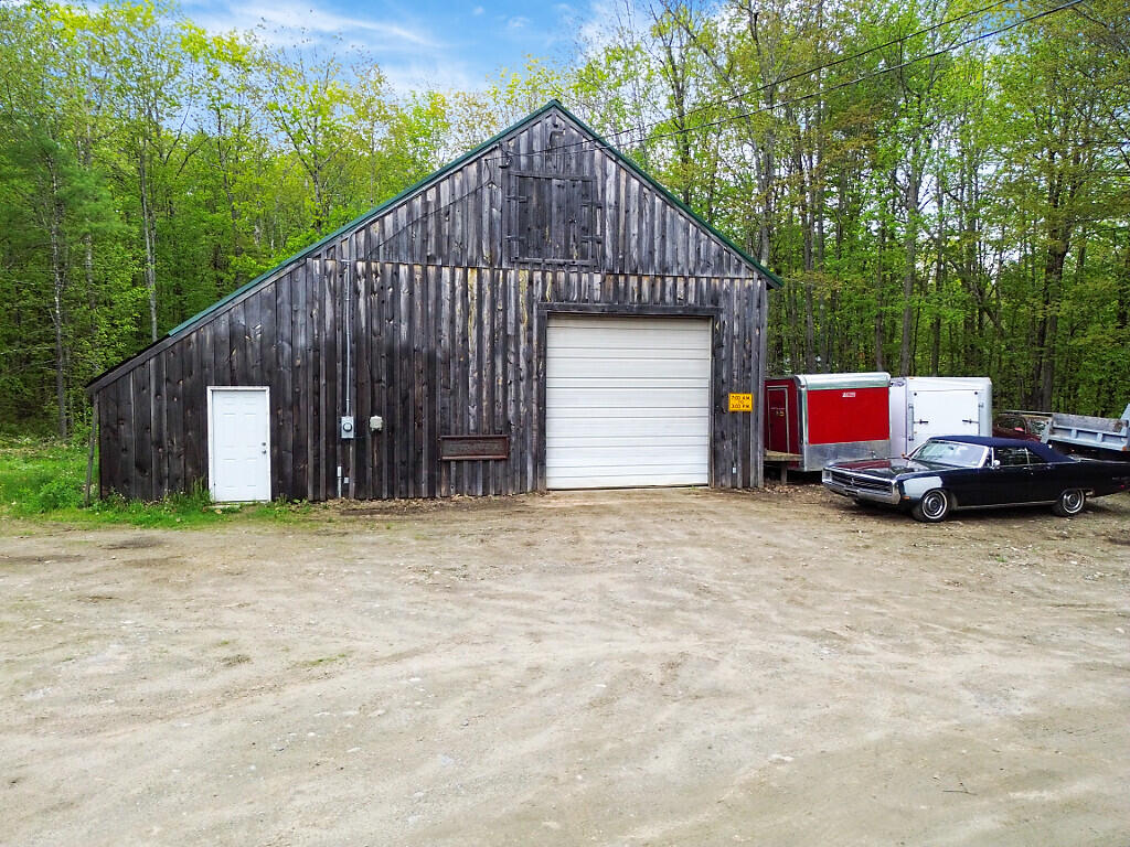 39 Lobo Lane West Gardiner ME 04345