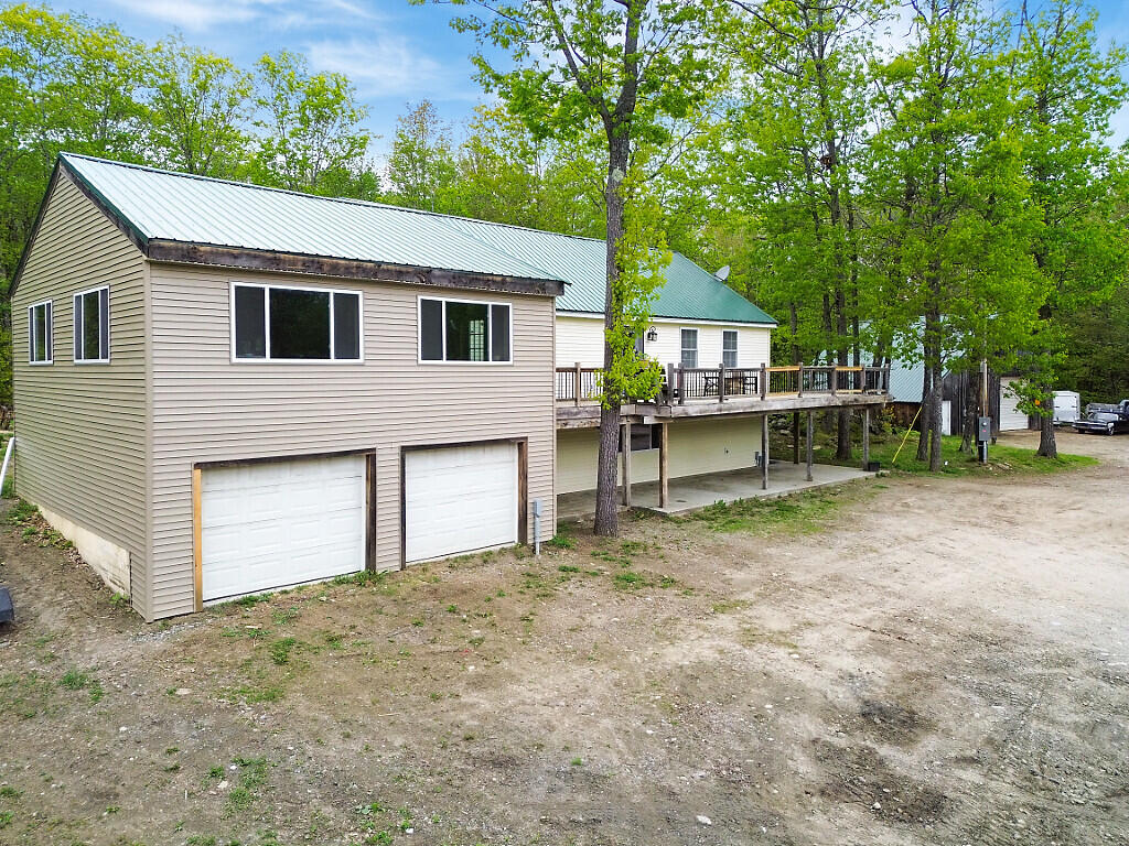 39 Lobo Lane West Gardiner ME 04345