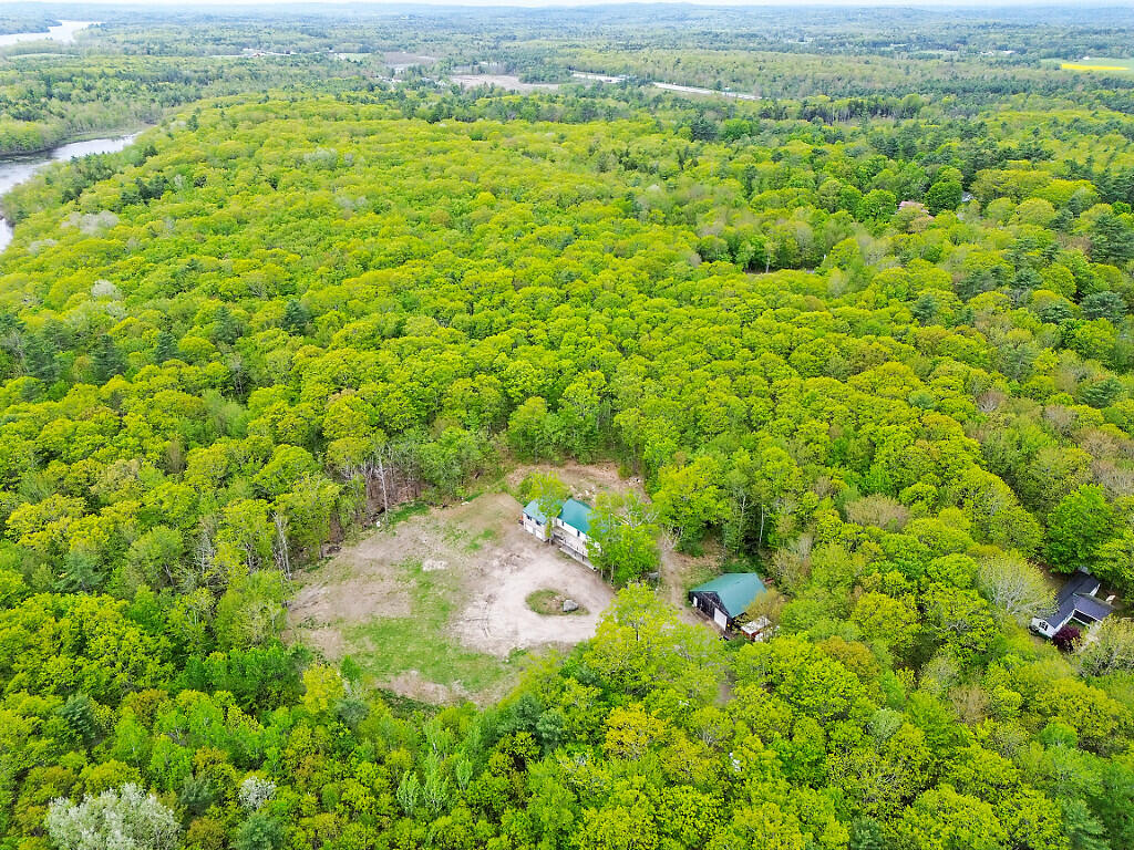 39 Lobo Lane West Gardiner ME 04345