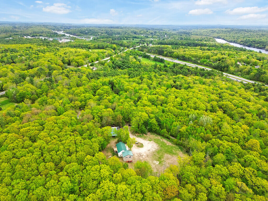 39 Lobo Lane West Gardiner ME 04345