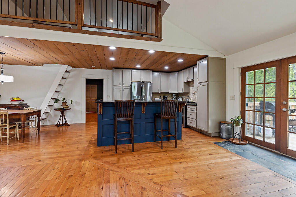 39 Lobo Lane West Gardiner ME 04345