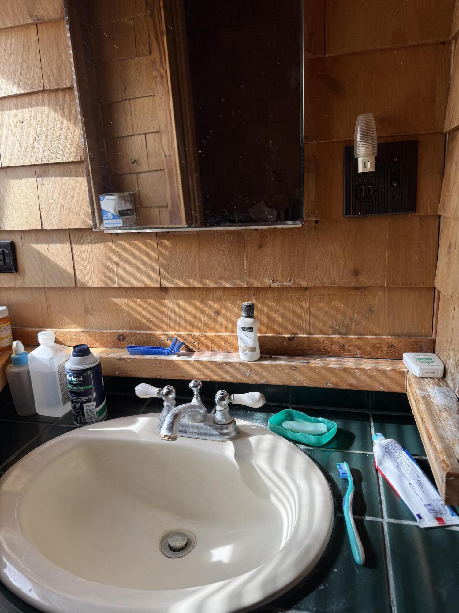 123 County Road Milford ME 04461