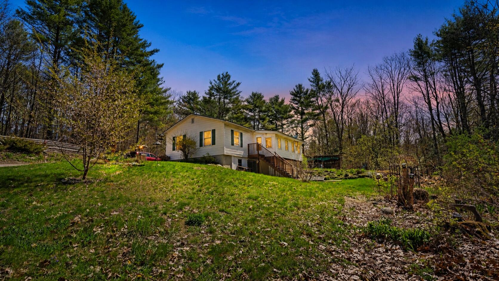6 Outlaw Ridge Road Raymond ME 04071