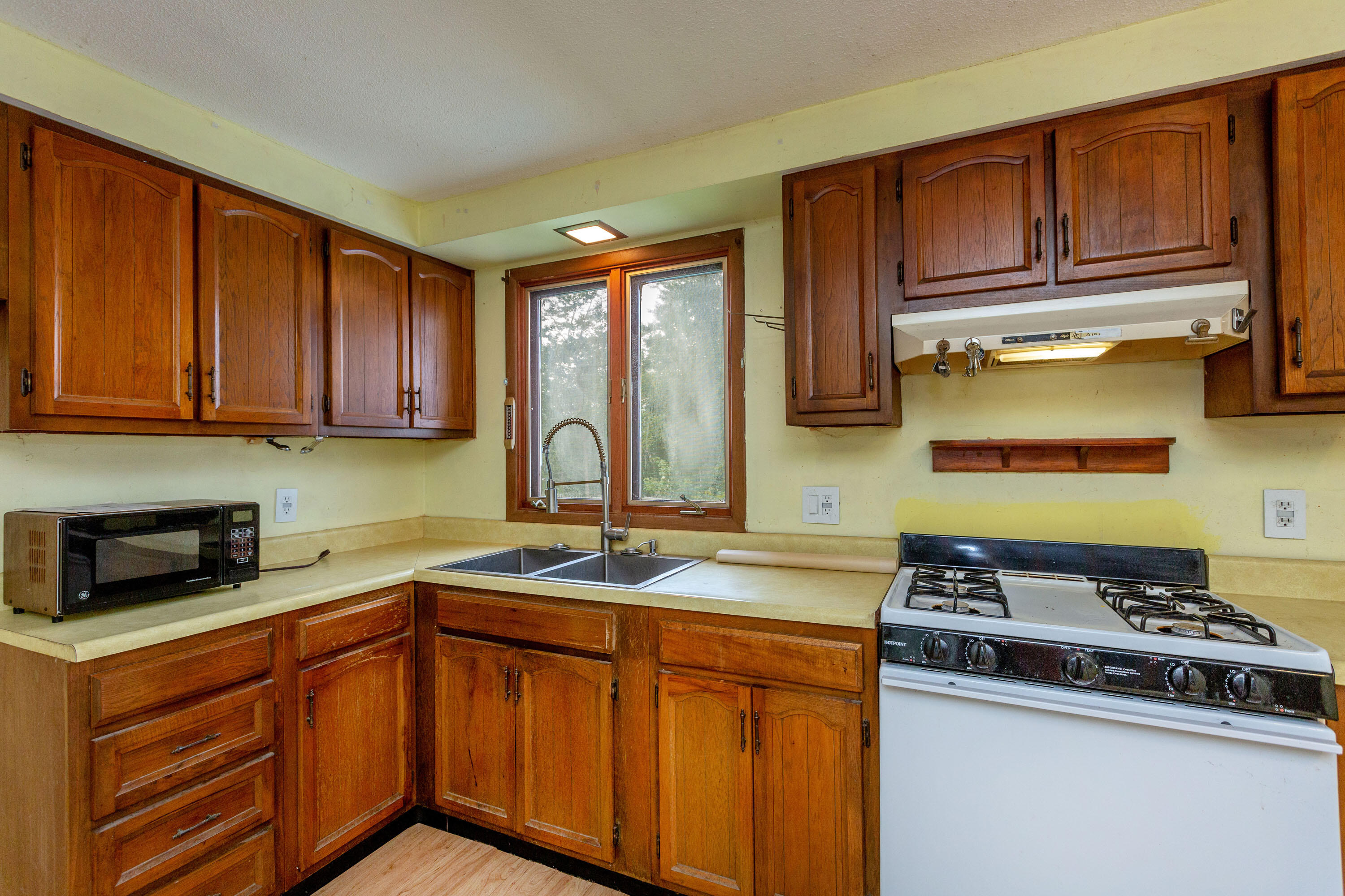 41 Shady Lane Wiscasset ME 04578