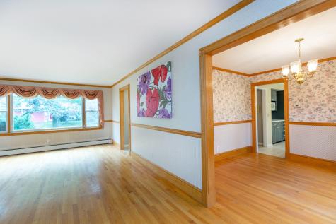 40 Robinson Gardens Lewiston ME 04240