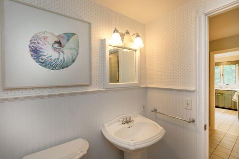 40 Robinson Gardens Lewiston ME 04240
