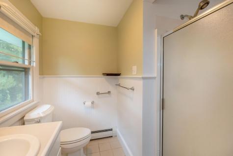 40 Robinson Gardens Lewiston ME 04240