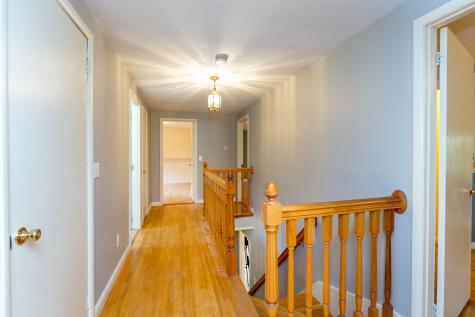 40 Robinson Gardens Lewiston ME 04240